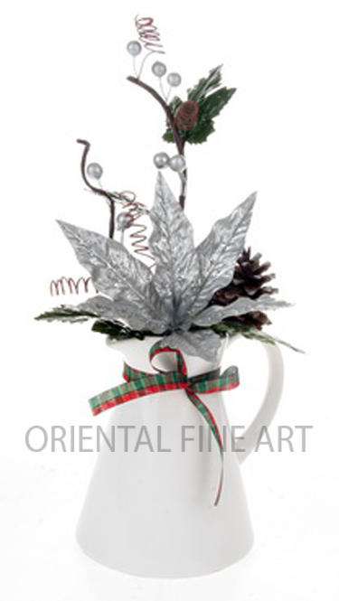 CR-58174-X 
POINSETTIA W/PINE BALL&BERRIES